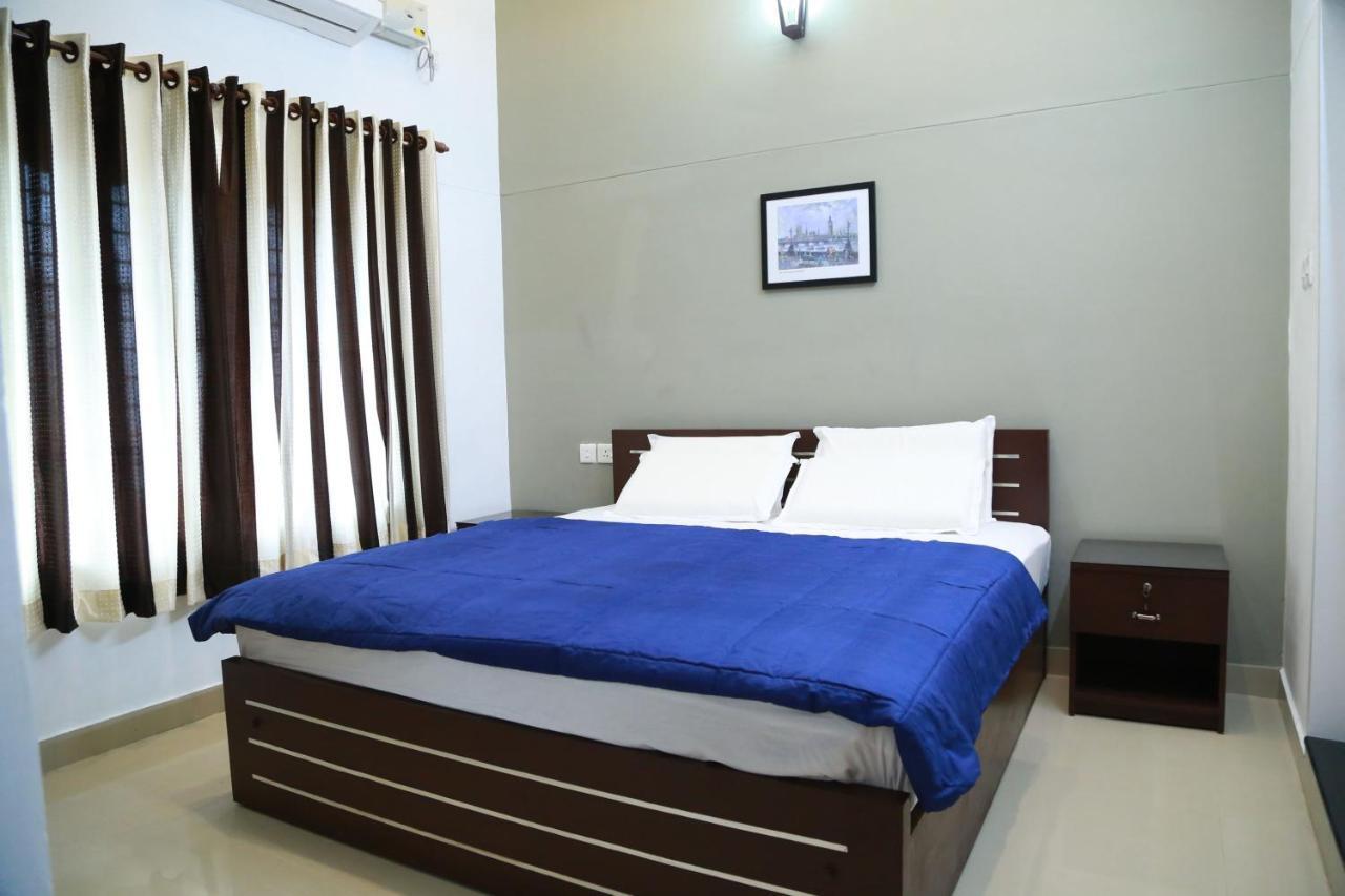 Down Town Holidays Thiruvananthapuram Exteriör bild